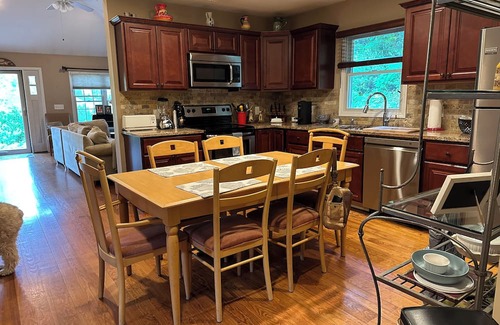 Baiting Hollow Casa | Walk to beach in this charming home with ac and wifi