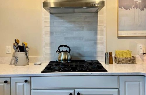 Harrisville Casa | Harbor House Lake Front Home