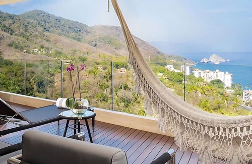 Zona sur Apartamento | Mousai Puerto Vallarta:5-Diamond Ocean View 2 Bedroom Suite
