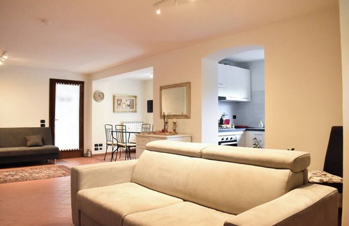 Twist Apartamento | Catherine's Tavern