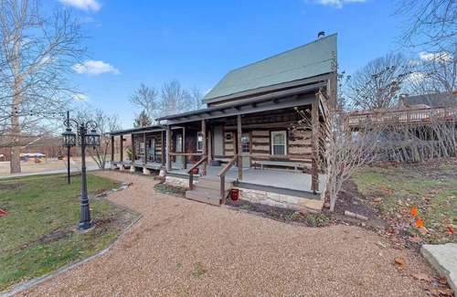 Augusta Cabina | Rustic Augusta Cabin by StayLage