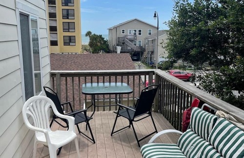 Crescent Beach Casa | Cabana II: Oceanview & Walk to the Beach