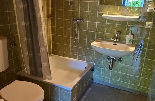 Altusried Cama Y Desayuno | DOPPELZIMMER in FRAUENZELL Cyclists and bikers welcome
