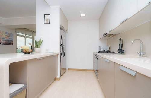 Tumba Vieja Apartamento | Luxury 2BR Cityview apt, parking and balcony