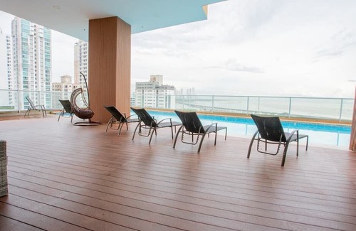 Tumba Vieja Apartamento | Luxury 3BR Oceanview balcony