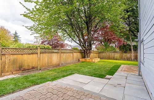Delta Casa | Centrally located around major tourist attractions in Vancouver. Peaceful, clean
