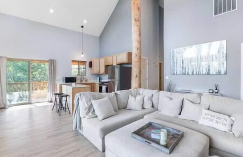 Tollgate Canyon Casa | Aspen Grove Cabin Above Park City with Hot Tub
