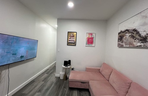 Hudson Yards Apartamento | Modern 2BR Steps from Times Sqaure