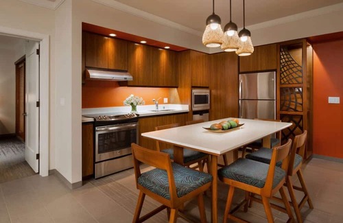 Kaanapali Complejo | Experience Maui's Magic at Westin Nanea: Luxury, Culture, and Oceanfront Bliss