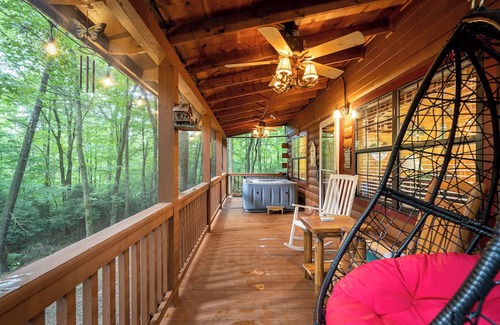 Blue Ridge Cabina | Super Cute Cabin with easy drive