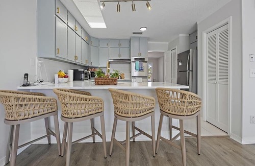 Old Ponte Vedra Beach Casa | VIEWS! Newly renovated single family home on cul de sac with pool close to beach access!