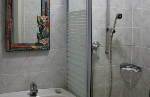 Hoehr-Grenzhausen Apartamento | Comfortable, spacious apartment - 6-bed apartment