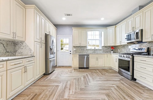 Gentilly Casa | Spacious 4-bedroom house in wonderful New Orleans with WiFi, AC