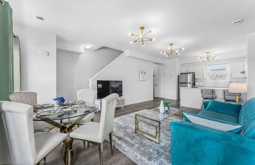 Niagara Falls Apartamento | LUX - Designer Penthouse Apt with Rooftop And Parking