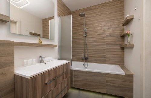 Pradnik Bialy Apartamento | 6th Floor Apartment in Cracow by Noclegi Renters