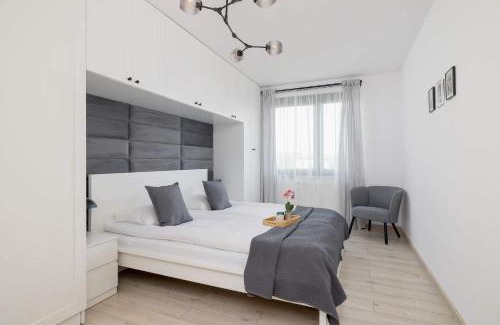Pradnik Bialy Apartamento | 6th Floor Apartment in Cracow by Noclegi Renters