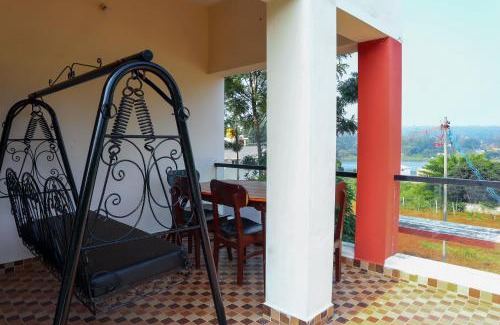 Yelagiri Hotel | Lakeside Room stay