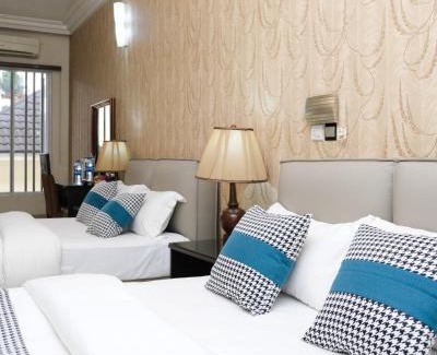 Ikeja Hotel | Cromwell Courtyard Hotel
