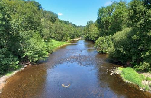 Fresselines Casa | La vue exceptionnelle la rivière à deux pas