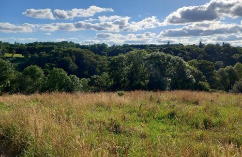 Fresselines Casa | La vue exceptionnelle la rivière à deux pas