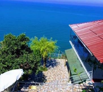 Cayeli Casa | Kemer Kır Evi