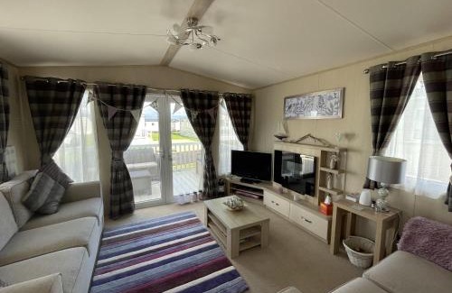 Lossiemouth Casa | Laineys Haven caravan at Silversands