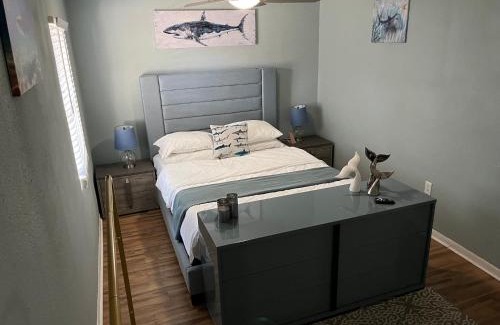 Palmetto Casa | Shark bedroom