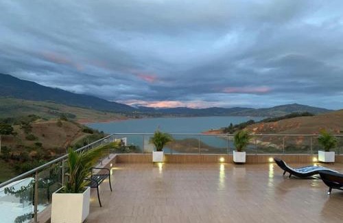Calima Casa | Casa Lago Calima Valle del Cauca
