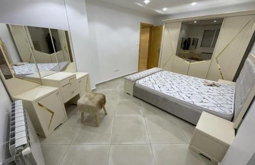 Algiers Apartamento | Appartement familial 3 chambres à Dely Brahim - ALGER