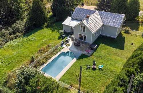 Sainte-Marcelline-de-Kildare Chalet De Esquí | Piscine Lac des Français Chalet Menoua