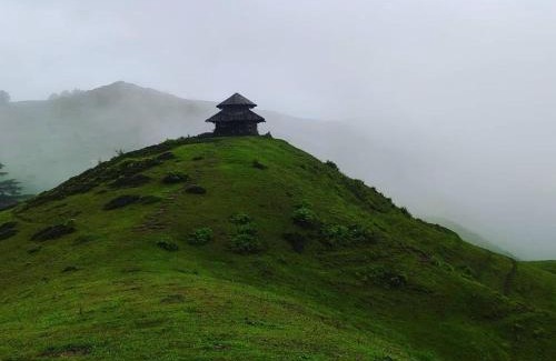 Bullawala Casa | HOTEL CHAKRATA HOMES BY TravelTwoTrip