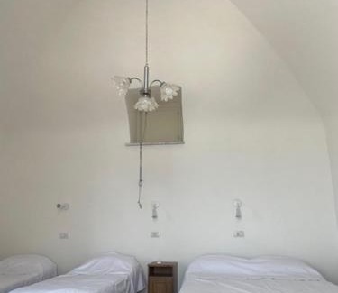 Monte Chiaro Cama Y Desayuno | La casetta di Bellatrix