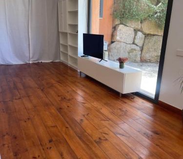 Alella Apartamento | Forest Studio