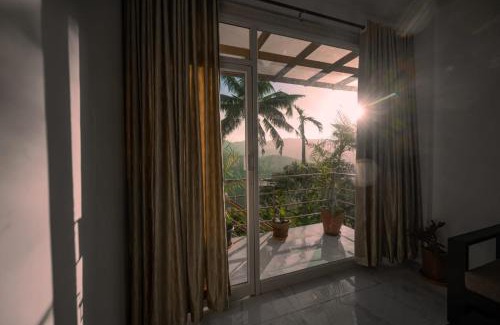 Elappara Cama Y Desayuno | Koinad Hills villa
