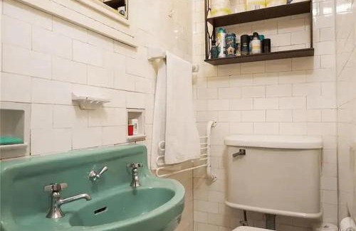 White Plains Casa | Double Room At Cozy Homeva