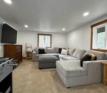 Island Park Casa | Private, Quiet 5 Bedroom Cabin nestled into the Forest