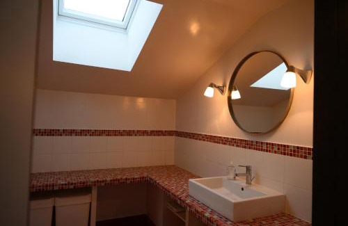 Melun Casa | Loft avec Piscine Intérieure et Jardin