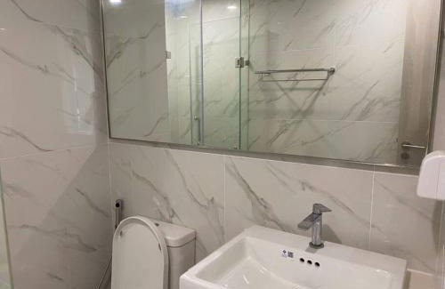 Tu Liem Apartamento | Masteri C, ban công đông nam thoáng