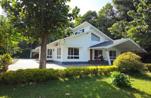 Cherthala Casa | Choolakadavu -Red