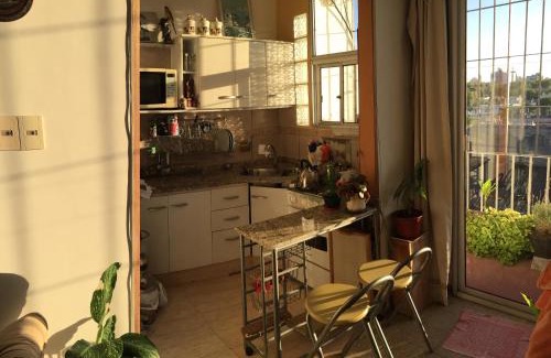 Montevideo Casa | Parque Rodo cerca de todo