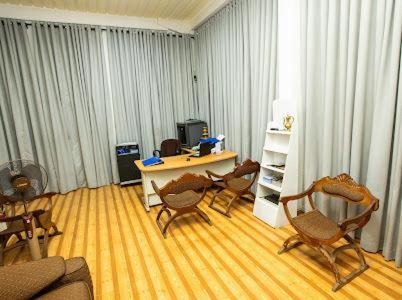Aladeniya Hotel | Delma Mount View Hotel