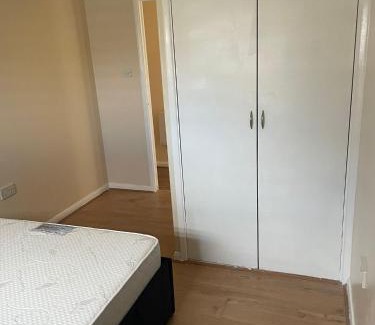 Erith Apartamento | Ideal Property