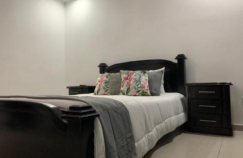 Curridabat Apartamento | Apartamento Moderno en Pinares - Luxus