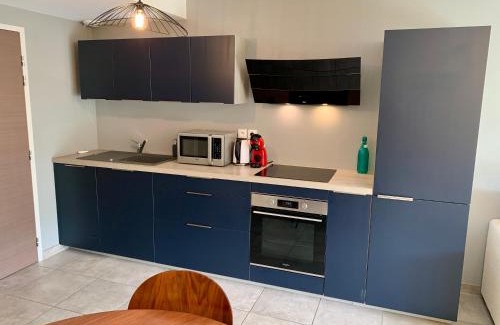 Thones Apartamento | Appartement neuf au calme avec vue