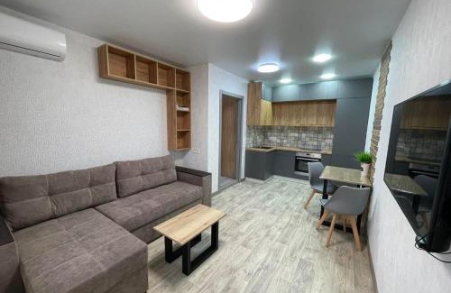 Taurage Casa | Adom House