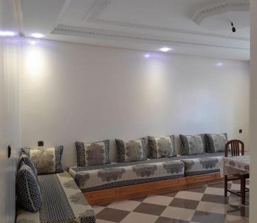 Azla Apartamento | Resd Laila G7
