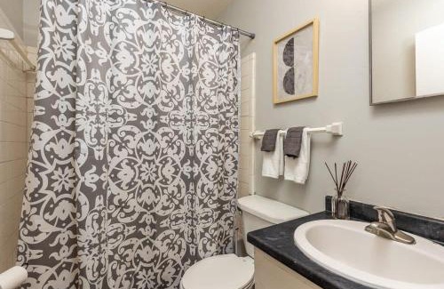 University District Apartamento | Cozy 2BR Haven for Families Near U of Memphis TF14