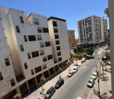 Bir El Djir Apartamento | Charmant Appartement F4 à Oran résidence Hasnaoui- Idéal pour Familles