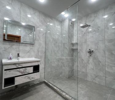 Bir El Djir Apartamento | Charmant Appartement F4 à Oran résidence Hasnaoui- Idéal pour Familles