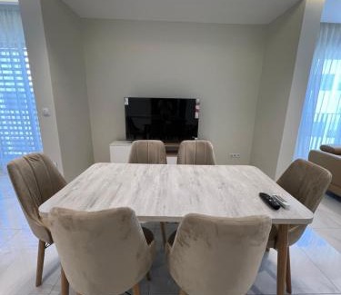 Bir El Djir Apartamento | Charmant Appartement F4 à Oran résidence Hasnaoui- Idéal pour Familles